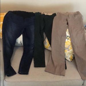 Maternity pants and leggings